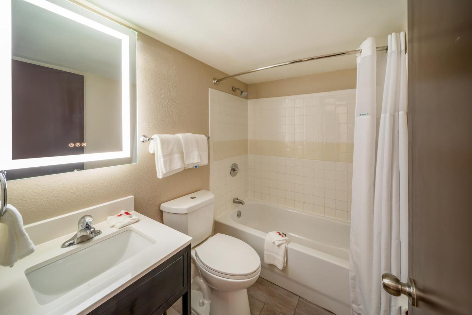 Super 8 By Wyndham Laredo Hotel Ngoại thất bức ảnh